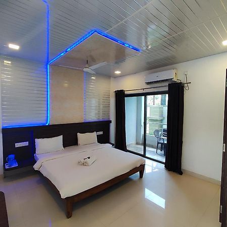 Hotel Oneness Mahableshwar à Mahābaleshwar Extérieur photo