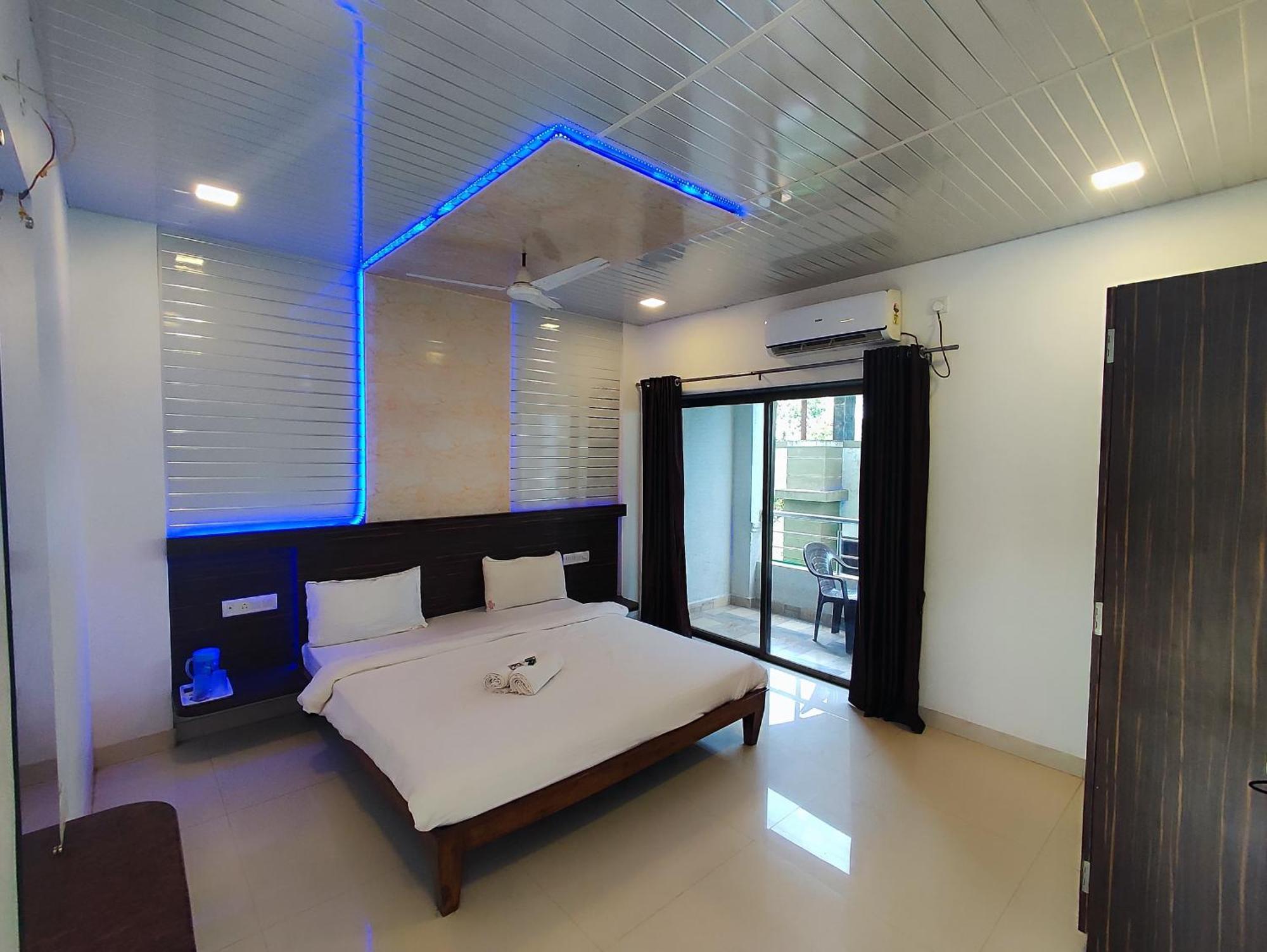 Hotel Oneness Mahableshwar à Mahābaleshwar Extérieur photo